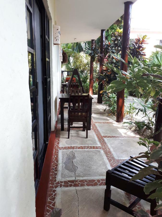 Hotel El Moro Puerto Morelos Exterior photo